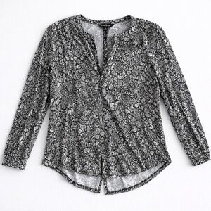 Lucky Brand Boho Western Flowing Knit Blouse Long Sleeve Split Hem Black White M